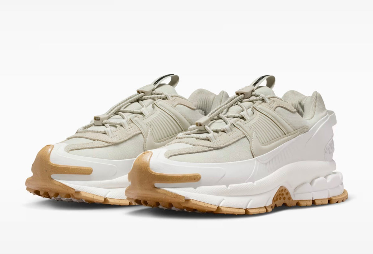 Nike Zoom Vomero Roam HQ2181-100 Sail Gum Women’s 10 New With Box