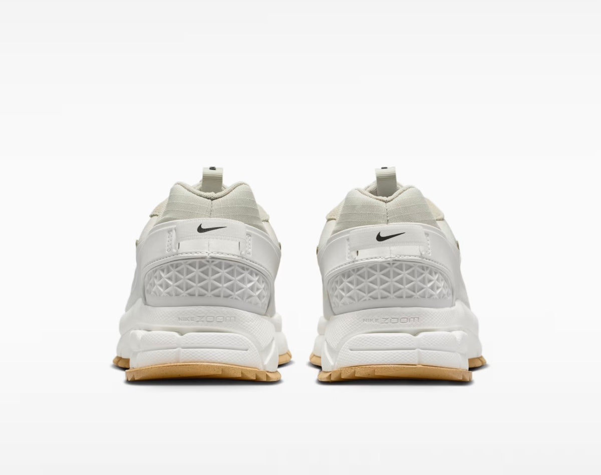 Nike Zoom Vomero Roam HQ2181-100 Sail Gum Women’s 10 New With Box