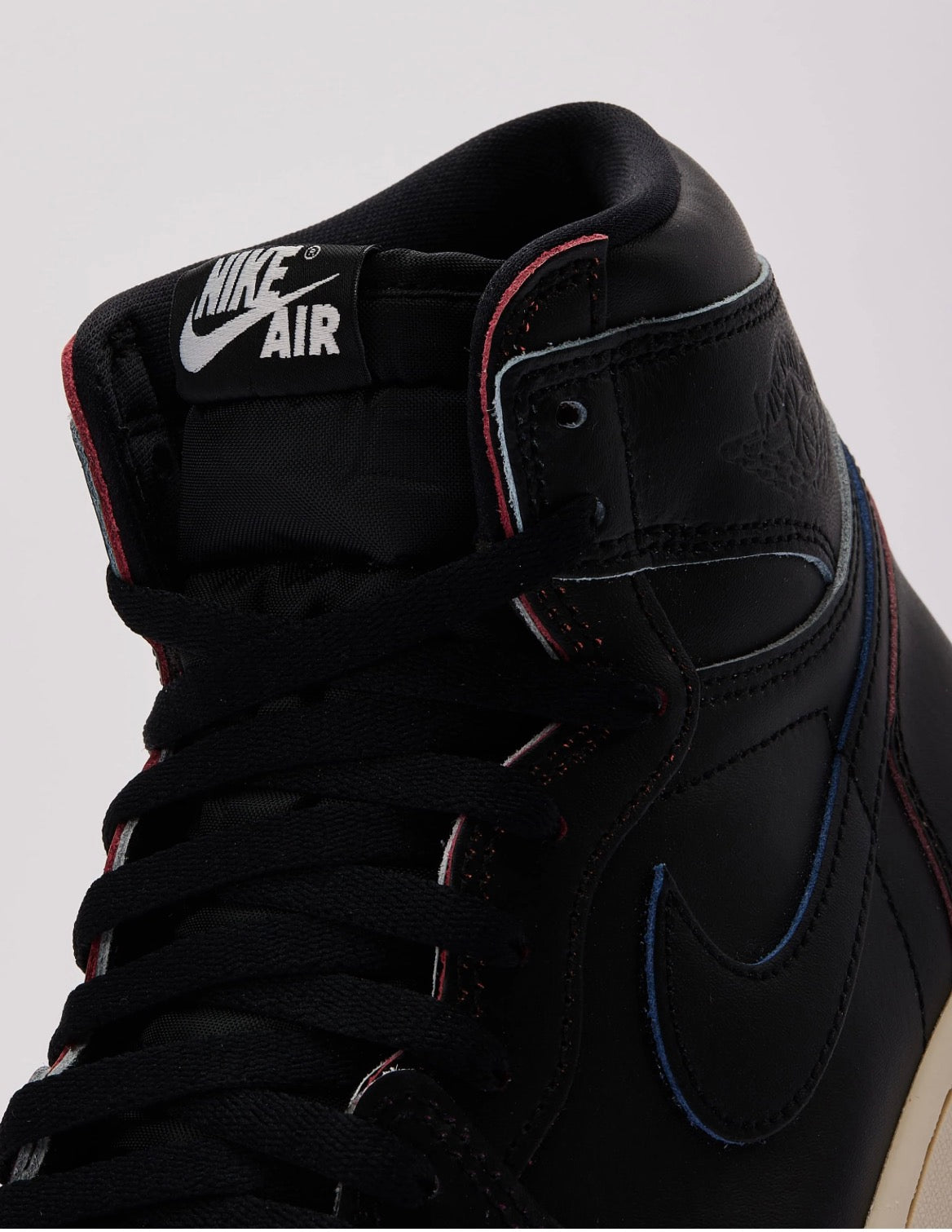 Air Jordan 1 Retro High OG Self Expression DZ5485-002 – Men’s Size 9
