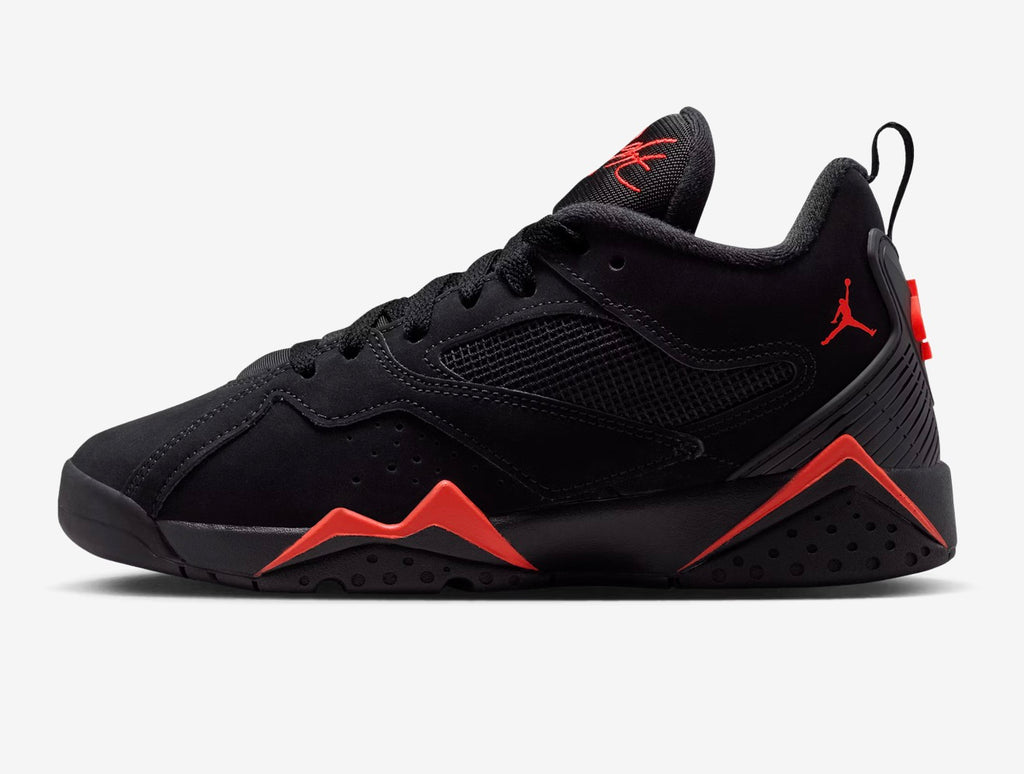 Jordan MVP 92 Black Infrared GS – Size 5.5Y