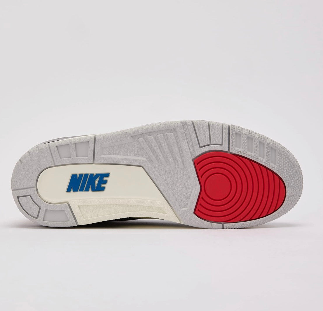 Air Jordan 3 Retro OG Rare Air GS – Size 4.5Y