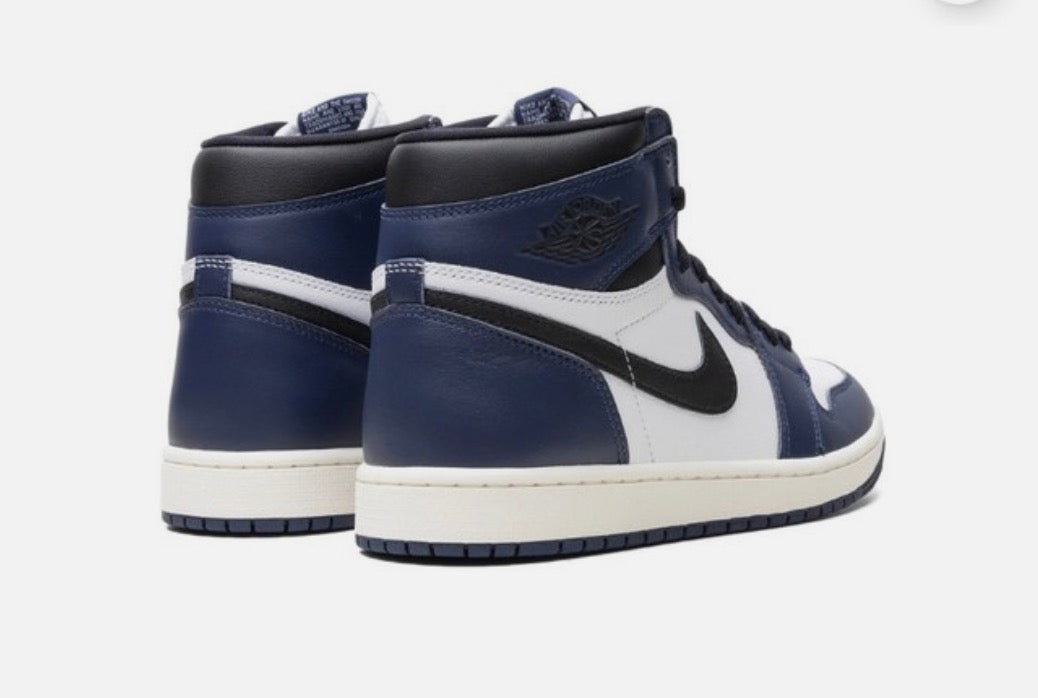 Air Jordan 1 Retro High OG Midnight Navy – Men’s Size 6.5